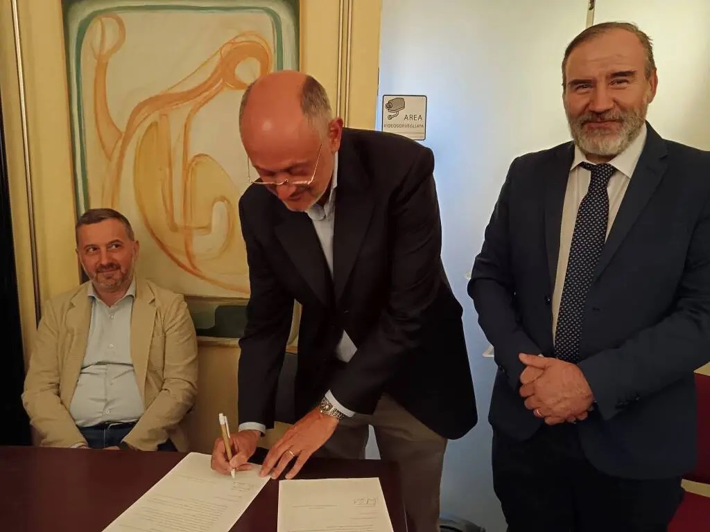 Accordo CeSVin e Accademia di Agricoltura di Torino